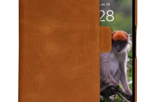 dbramante1928 Lynge iPhone 15 Tan