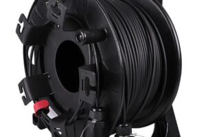 Lindy 100m Armored Fibre Optic