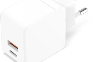CoreParts USB-C Power Charger