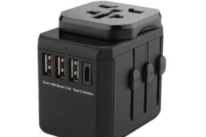 MicroConnect World Travel Adapter, 3 USB A