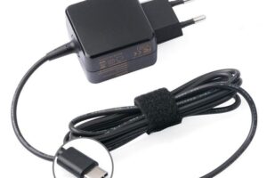 CoreParts USB-C Power Adapter