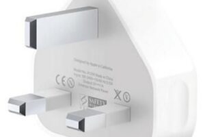 CoreParts USB Power Adapter