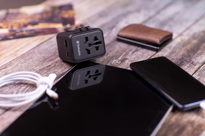 Verbatim Universal Travel Adapter - Bilde 17