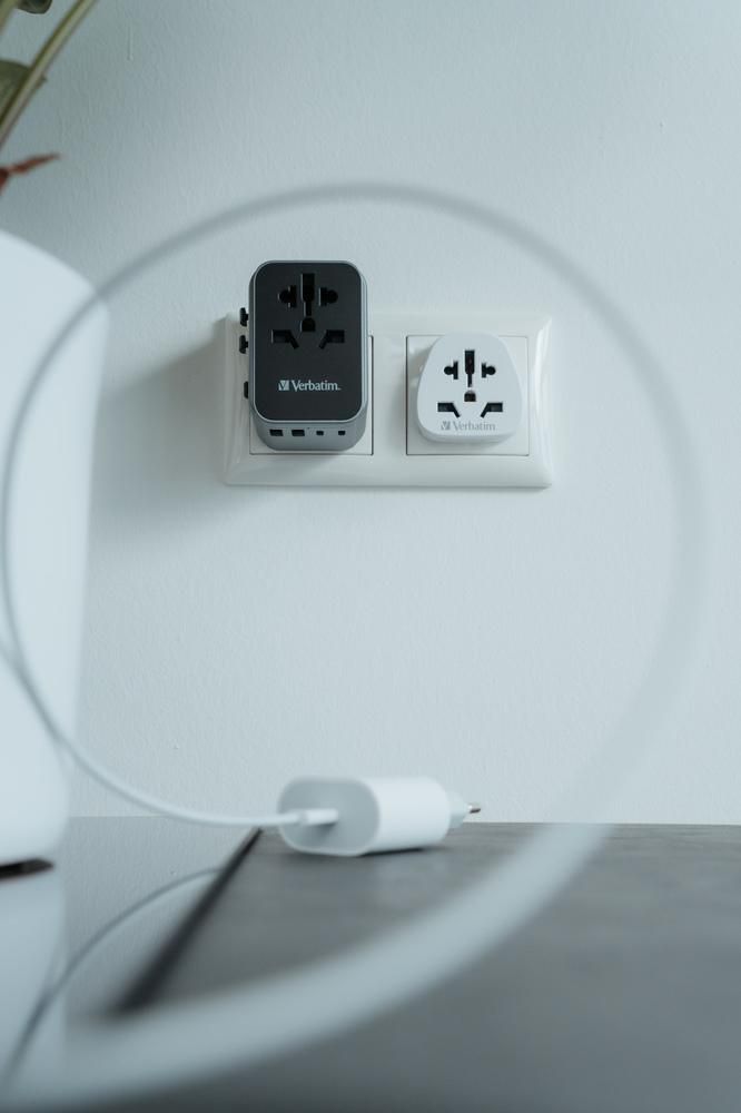 Verbatim Universal Travel Adapter - Bilde 21