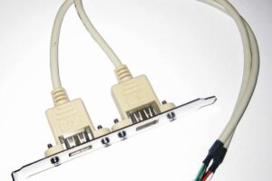 Moxa DOBBELT USB KABEL M. SLOTBLIK