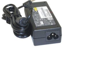 Fujitsu AC-Adapter 19V 65W (3-PIN)