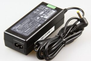 Fujitsu AC Adapter 20V/65W 2-pin