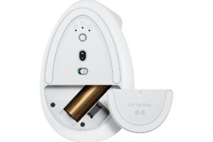 LOGITECH Lift for Mac Vertical Ergonomic Mouse - OFF-WHITE/PALE GREY - EMEA