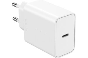 ËSSENTIALS Charger 45W USB-C GaN