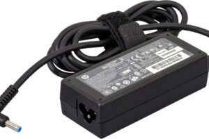 HP 65W AC power adapter with