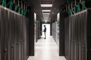 Hewlett Packard Enterprise ARUBA 501 CLIENT BRIDGE 5
