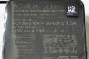 Asus AC ADAPTER 90W 19V