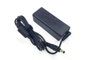 Samsung ADAPTORA13-040N2A,