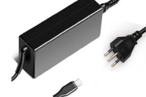 CoreParts USB-C Power Adapter